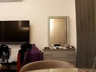 Saanviscott  live sex cam
