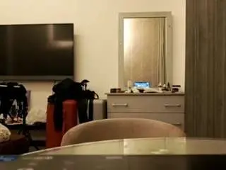 Saanviscott  live sex cam