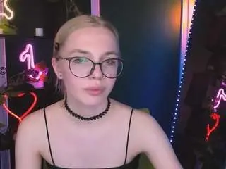 Tina-golden1  live sex cam