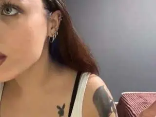 Chrystalcaden  live sex cam