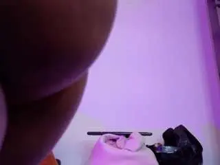 Emiilylovex  live sex cam
