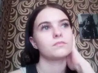 Karolebelen  live sex cam