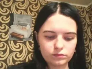 Karolebelen  live sex cam