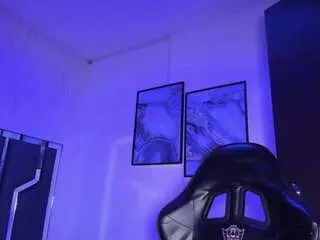 Milahall  live sex cam