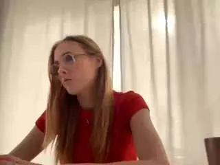 Rayewagatsuma  live sex cam