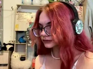Redheadcatxdd  live sex cam