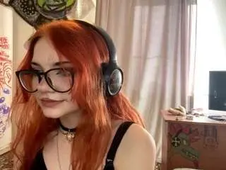 Redheadcatxdd  live sex cam