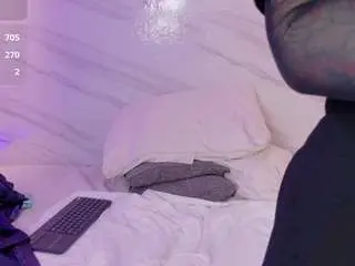 Valkyrie-claire  live sex cam