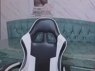 Abby-true-t  live sex cam