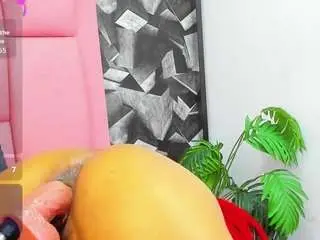 Brithanyslim  live sex cam