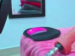 Brithanyslim  live sex cam