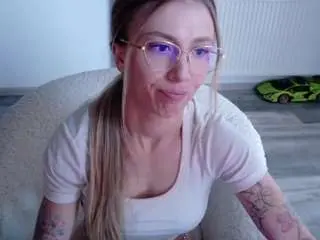 Diddysweet  live sex cam