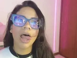 Holly-wls  live sex cam
