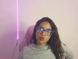 Holly-wls  live sex cam