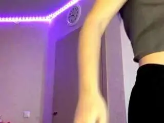 Juliansamaniego  live sex cam