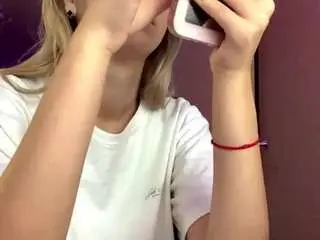 Juliansamaniego  live sex cam