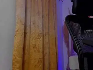 Khaleesi-laylee  live sex cam