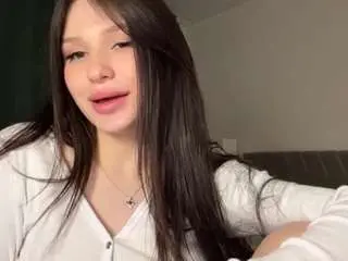 Lorrinenoblin  live sex cam