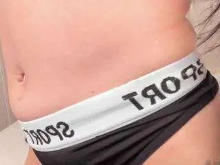 Mia-veggha  live sex cam
