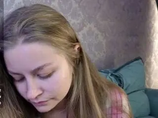 Polumna  live sex cam