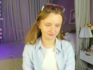 Rina-panic  live sex cam