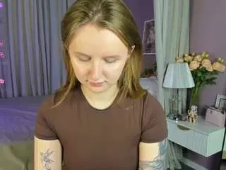 Rina-panic  live sex cam