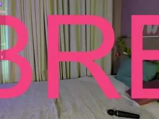 Rina-panic  live sex cam