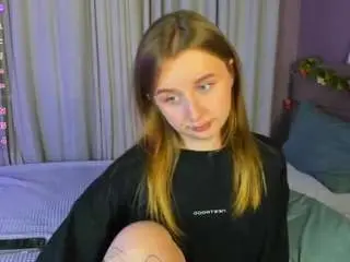 Rina-panic  live sex cam
