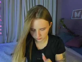 Rina-panic  live sex cam