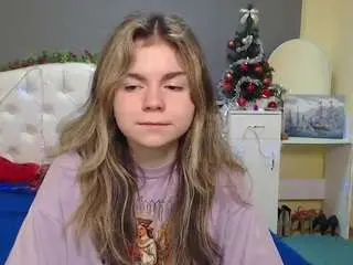 Tinaredly  live sex cam