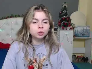 Tinaredly  live sex cam