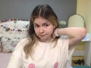 Tinaredly  live sex cam