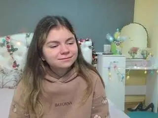 Tinaredly  live sex cam