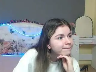 Tinaredly  live sex cam