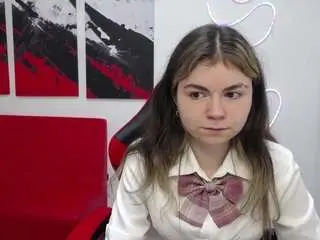 Tinaredly  live sex cam