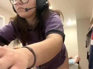 Analisakimpton  live sex cam