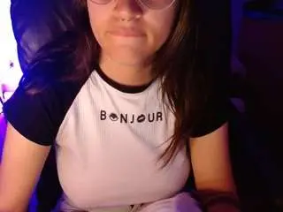 Dominica3  live sex cam