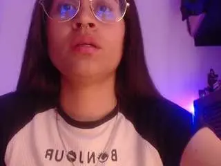 Dominica3  live sex cam
