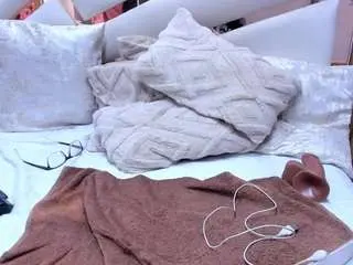 Hellen-slutty  live sex cam