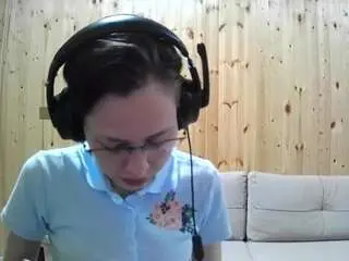 Keelymak  live sex cam