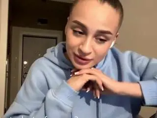 Kennethmoreira  live sex cam