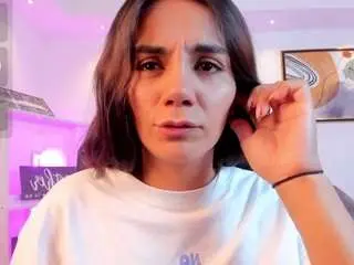 Martina-mancini  live sex cam