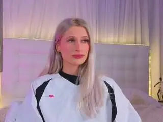 Monicaleen  live sex cam