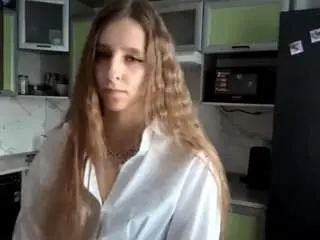Oraleeprouty  live sex cam