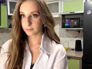 Oraleeprouty  live sex cam