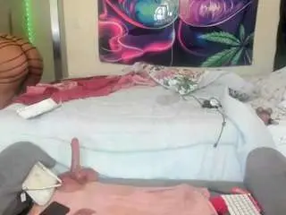 Tinasnoww  live sex cam