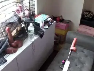 Tinasnoww  live sex cam