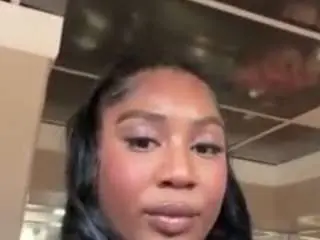 Yourhighnesstee  live sex cam