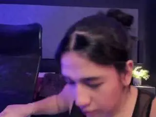 Saraamills  live sex cam