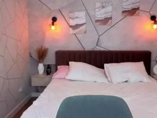 Crystal-lace  live sex cam